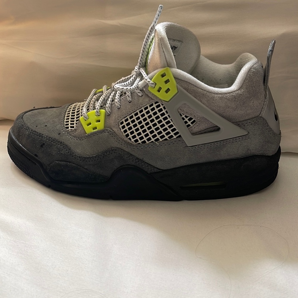 2020 
Air Jordan 4 Retro SE 'Neon 95'